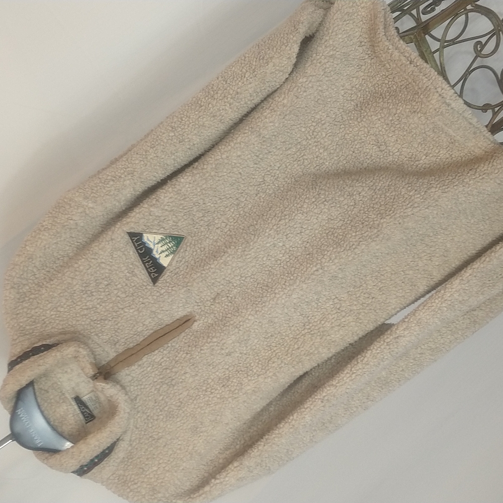 Park City fuzzy fleece zip neck pullover